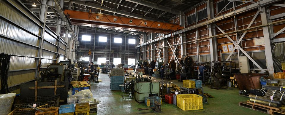 ヤナドリ鋼鉄の特徴