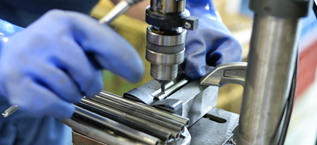 ヤナドリ鋼鉄-鋼管・鋼材の加工部門